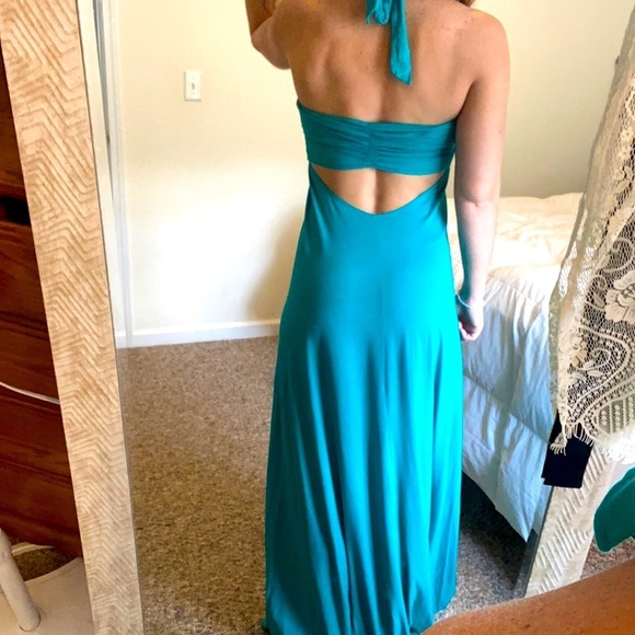 Size small Victoria Secret flowing halter dress - Picture 2 of 6